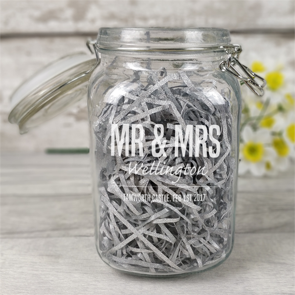 Mr & Mrs Personalised Wedding Favor Glass Jar